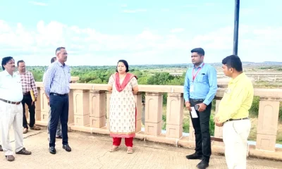 Yadgiri DC visits Basavasagara Reservoir