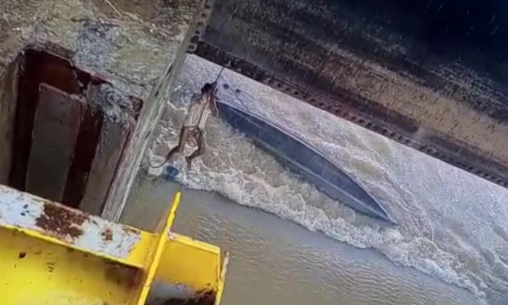 boat fall in netravati river at harekala