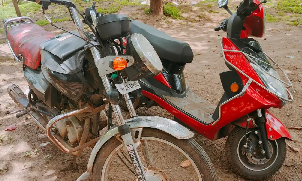 seized bike in chikkodi jain muni murder case