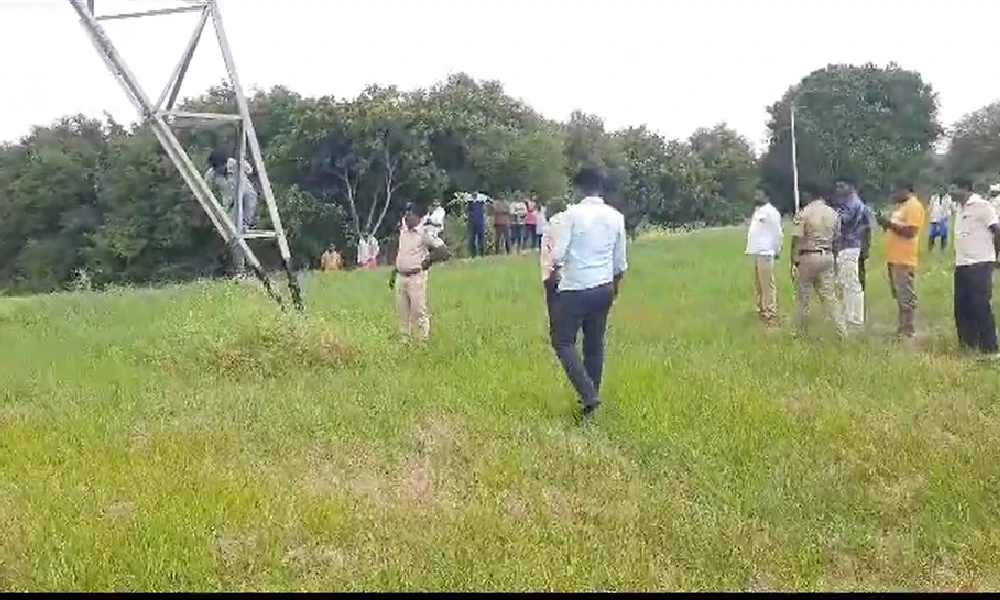 Attempted suicide by climbing high voltage tower