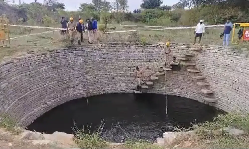 Mother jumps into well with two daughters 