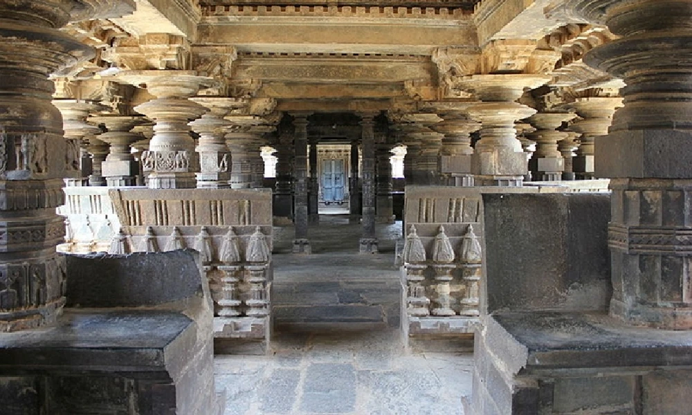Tarakeshwara Temple Hangal