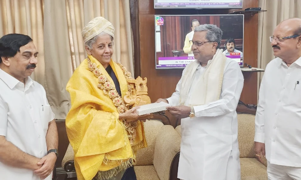 CM SIddaramaiah meets Nirmala Sitaraman