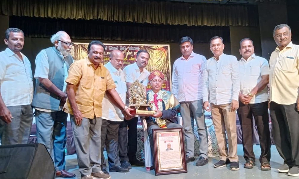 Dr Lakshminarasimha Murthy Halligere felicitated