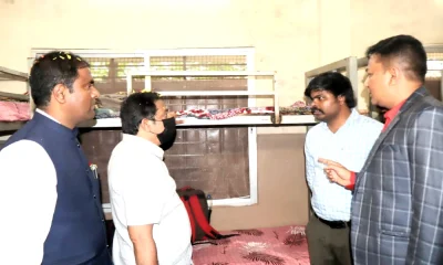 Minister Jameer Ahmed Khan surprise visit and Inspection to the hostel at Kudligi