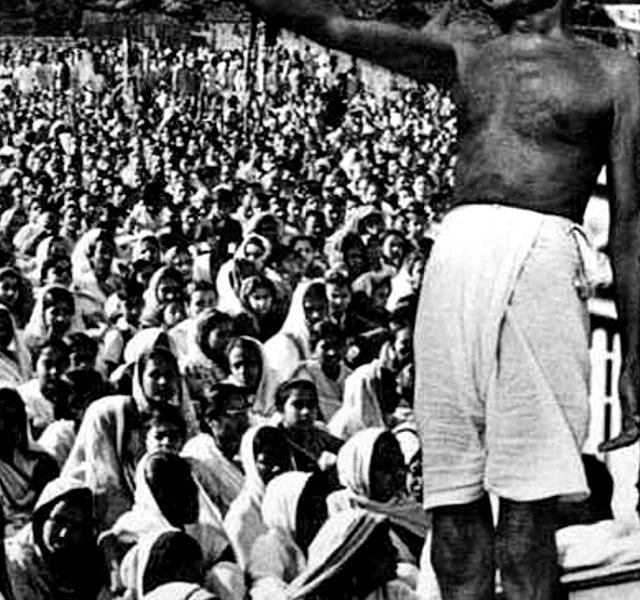 Gandhiji At Quit India Movement