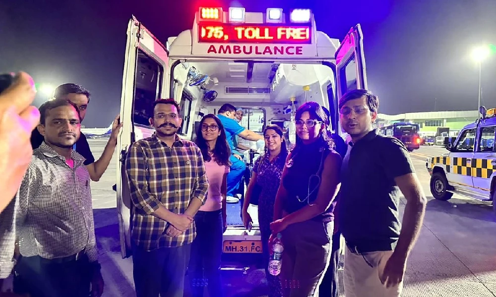 aiims delhi doctors with ambulance