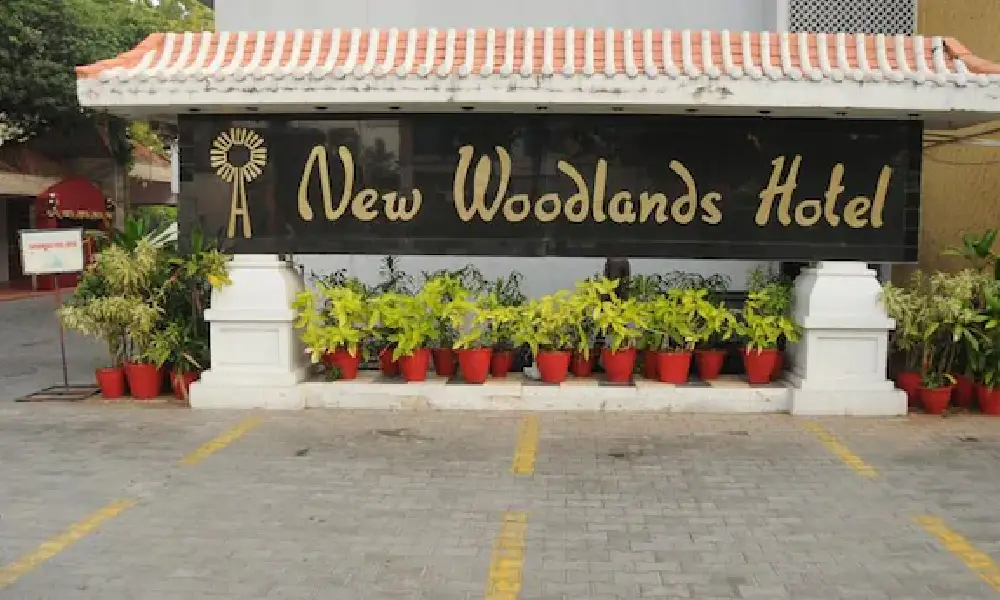 New woodlands hotel