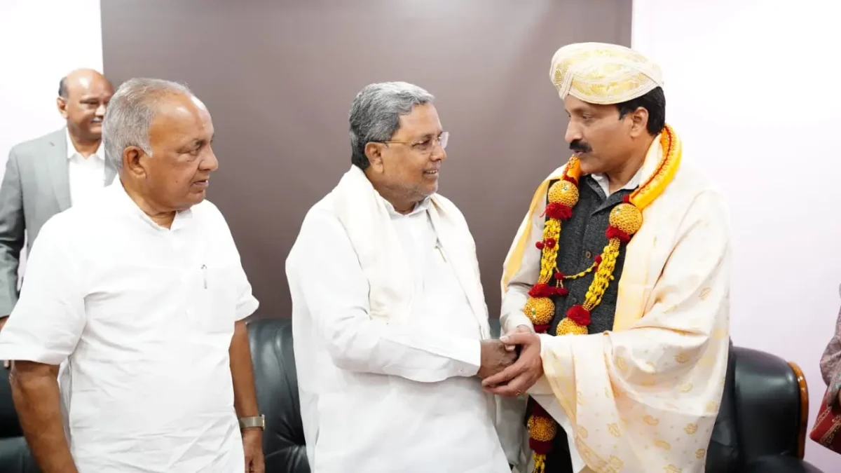 CM Siddaramaiah at ISRO