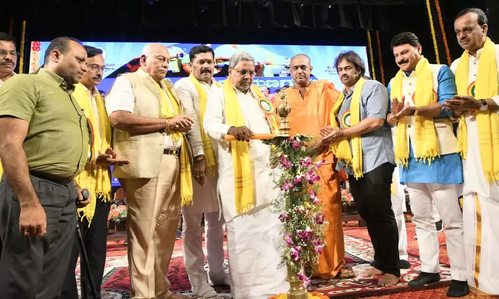 CM siddaramaiah at Narayanaguru Jayanti