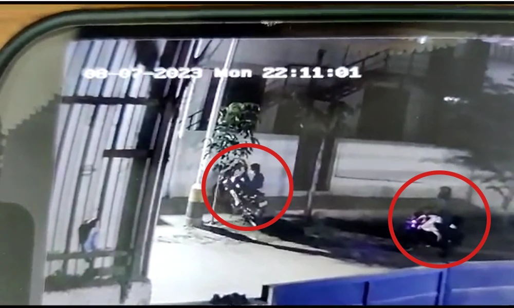 CCTV captured bike thieves
