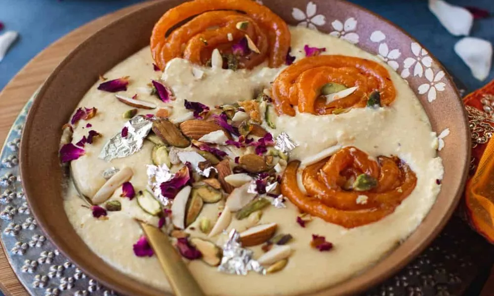 Amaranth Jalebi with Thandai Rabdi