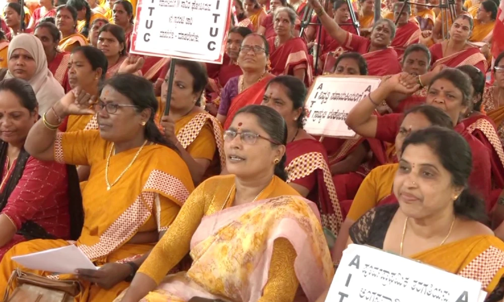 Anganwadi Workers protest
