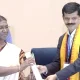 Sirsi Kannada Teacher Narayan Bhagwat was awarded the national level best teacher award