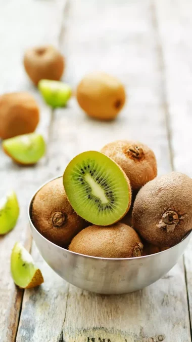 Kiwi Fruits To Eat On Empty Stomach