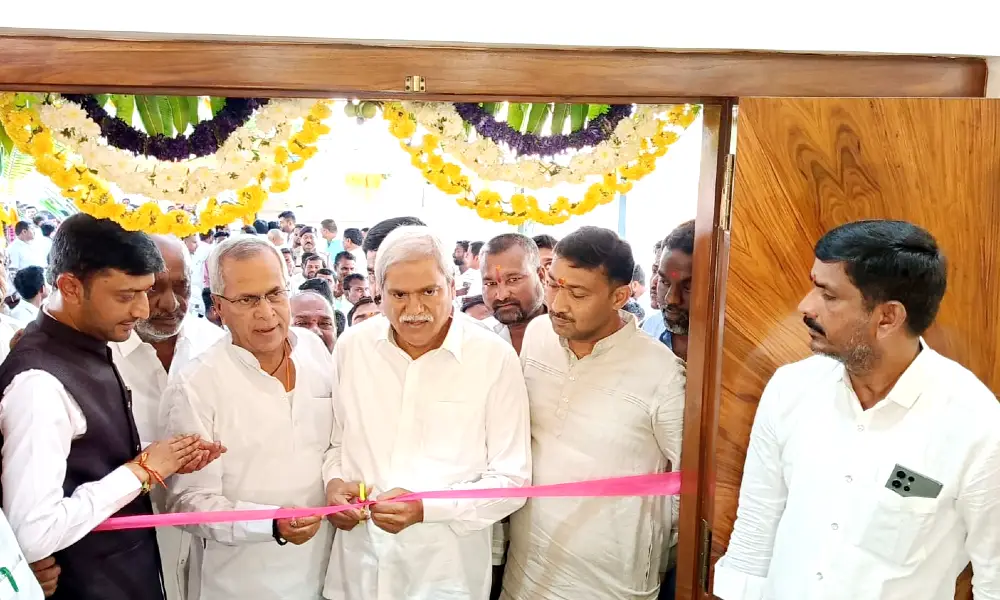Minister Sharanbasappa Gowda Darshanapura inaugurated Public Relations Office of Gurumatkal MLA