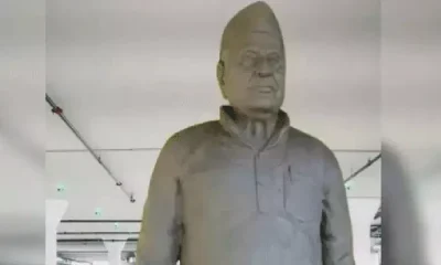Mulayam Singh Yadav Statue
