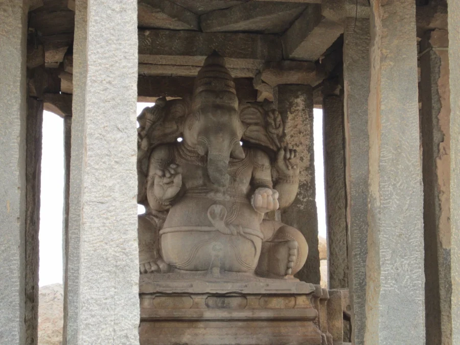 Mustard and kadalekalu Ganesha Temple, Hampi