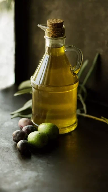 Olive oil Foods You Should Never Refrigerate