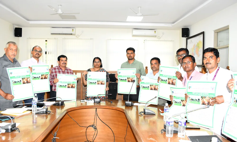 DC Dr Sushila B released the Posters in the preliminary meeting of the 4th round Kalubai Lasika programme at yadgiri