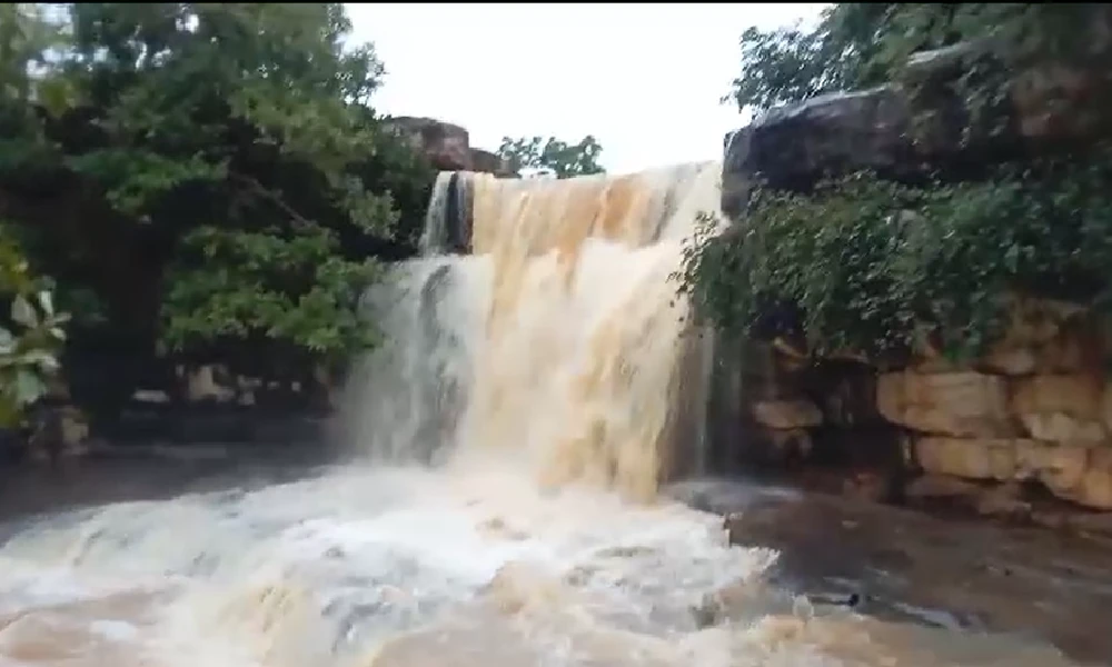 kapilepa Water Falls in koppal