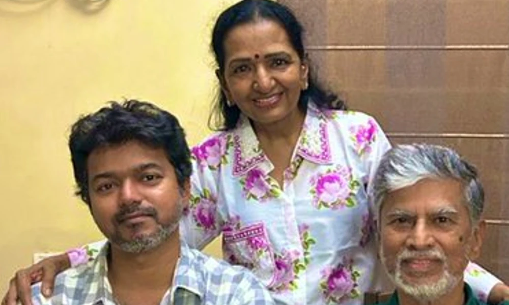 Thalapathy Vijay with his parents