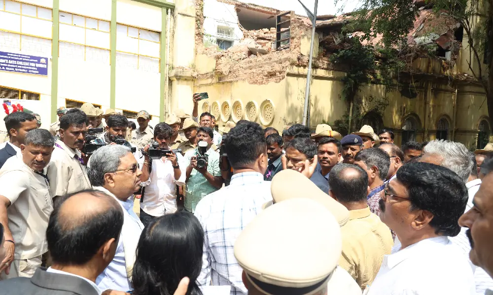 CM Siddaramaiah visit Maharani College Mysore