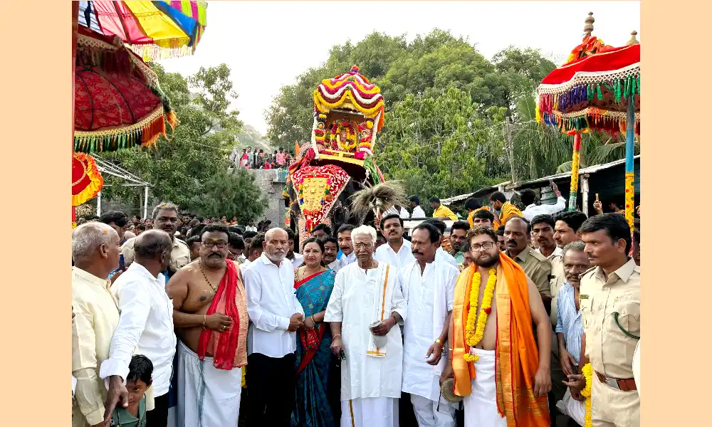 Dasara Jamboo savari in Hemagudda at Gangavathi