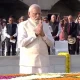 Narendra Modi Tributes Mahatma Gandhi