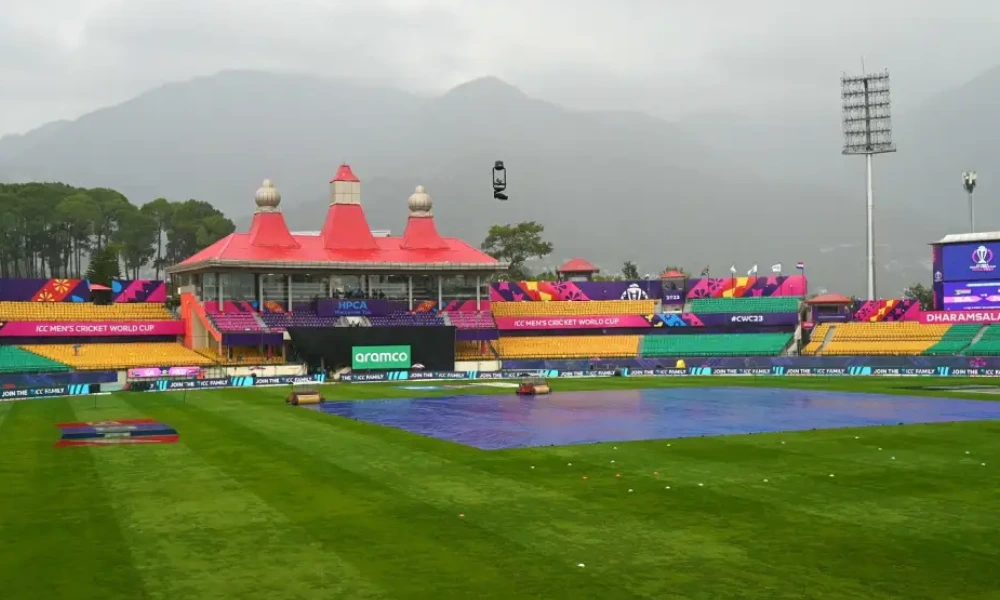 A dark, grey afternoon greeted the teams in Dharamsala