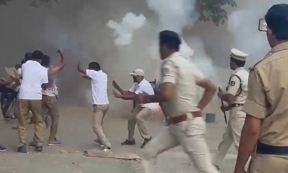 Mysore dasara Fireworks drill breaks out at Kushalatoptu Staff injured