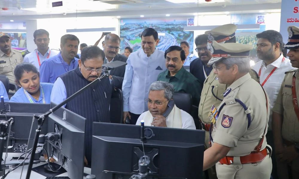 CM Siddaramaiah in Bangalore Safe City Command Centre