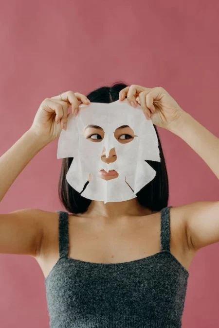 How to use a sheet mask?