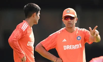 Shubman Gill chats with coach Rahul Dravid