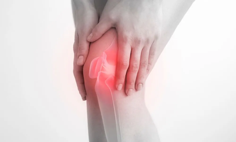 Knee trauma and joint pain-Sports injuries