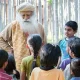 sadghuru with students