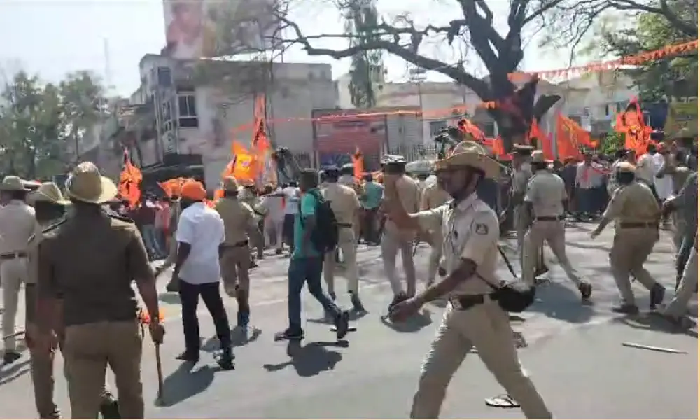 Hanuman-Flag-keragodu-protest1 