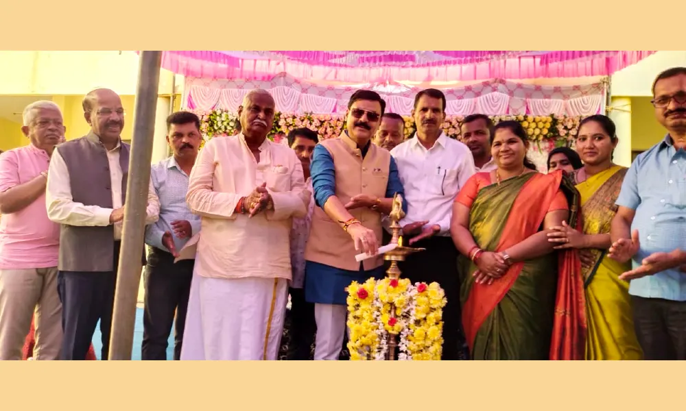 MLA Belur Gopalakrishna inauguration by cultural and sports programme in first grade degree college at ripponpet