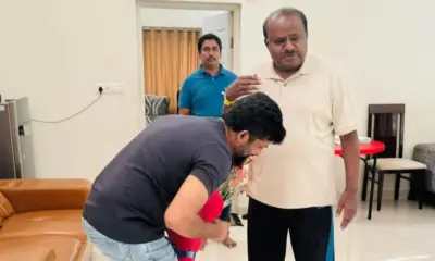 MP Pratap Simha meets HD Kumaraswamy