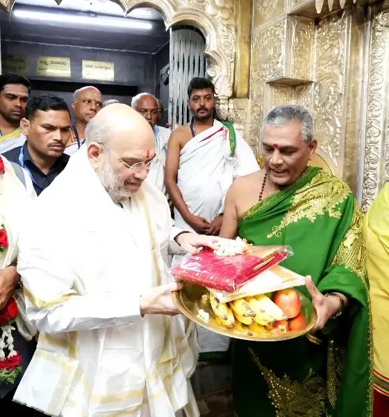 Amit Shah visir Chamundi temple