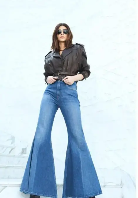 Bell bottom jeans are the pant craze