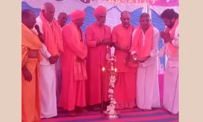Ghanbasava Amareshwar Swamiji ashirvachan in Dharmasabhe at Ujjanipura