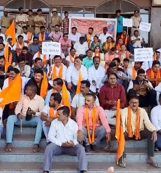 Hindu workers protest