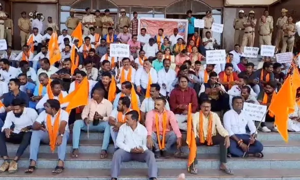 Hindu workers protest