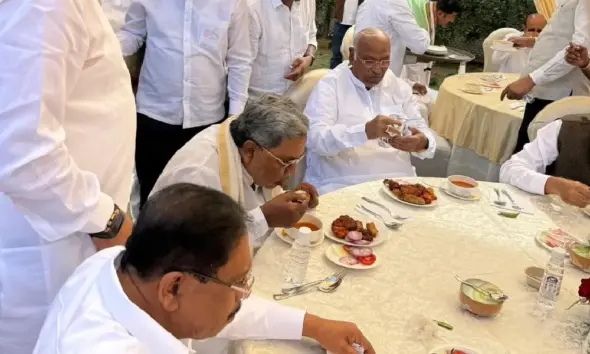 Non veg food row Siddaramaiah