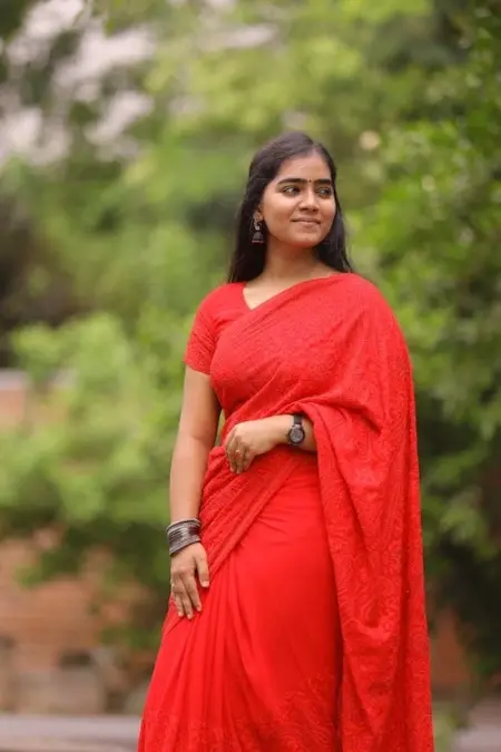Red Saree Kamal
