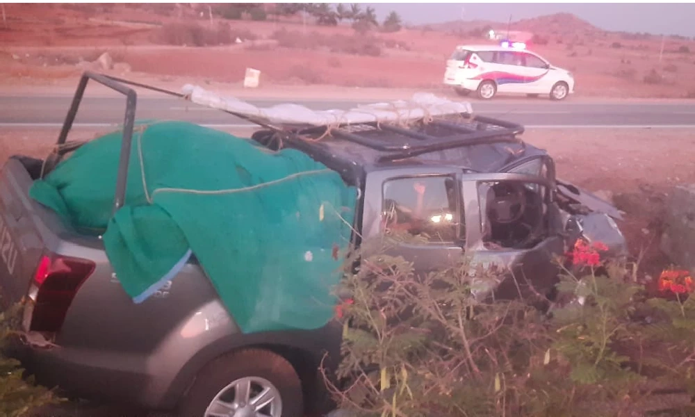 Two Deaded two injured in car accident