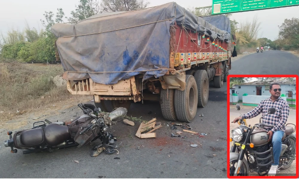 Bike collides with lorry BJP leader dies