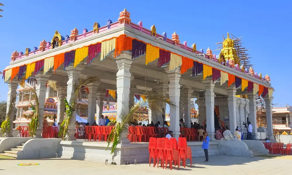 Sringeri Jagadguru inaugurates Shivashakti Dhama at Palikoppa in Hubballi