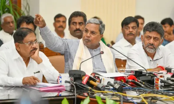 salary hike cm siddaramaiah